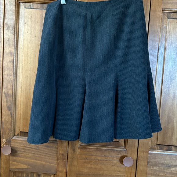 Anne Klein Dresses & Skirts - Anne Klein Black Pinstriped Gored Flare Knee Length Skirt Size 10P